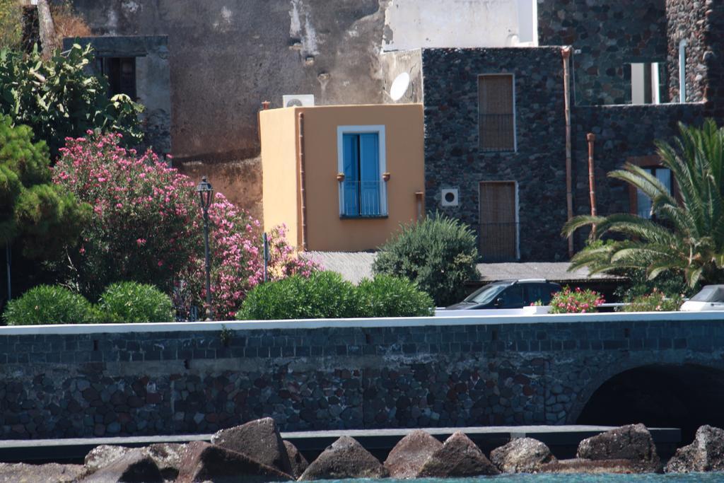 La Casa Di Via Lungomare Villa Santa Marina Salina Buitenkant foto